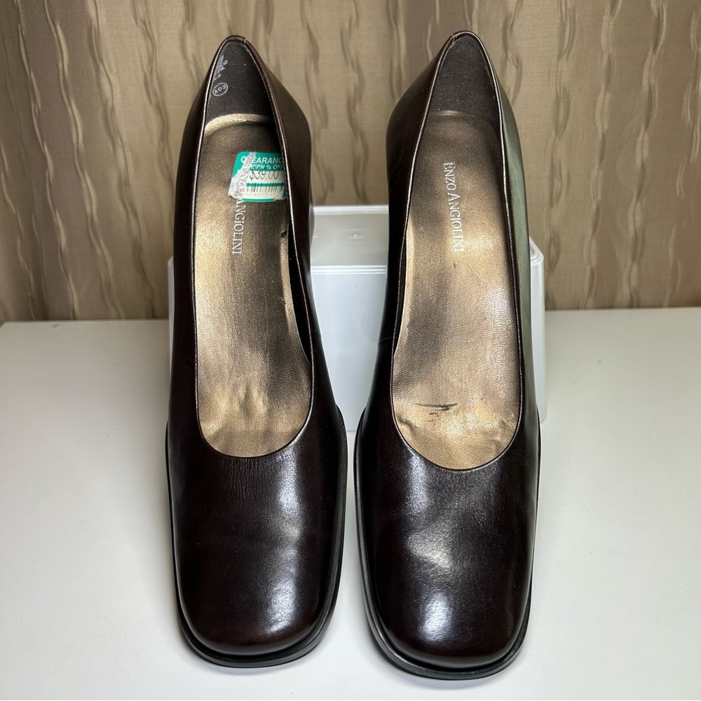 Enzo Angiolini Dark Brown Leather Block Heel Pumps - Picture 9 of 16